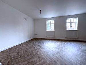 Lounge- click for photo gallery